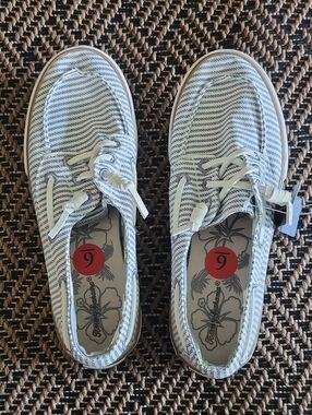 Tommy Bahama Women's Canvas Blue & White Boat Shoes Sz 6